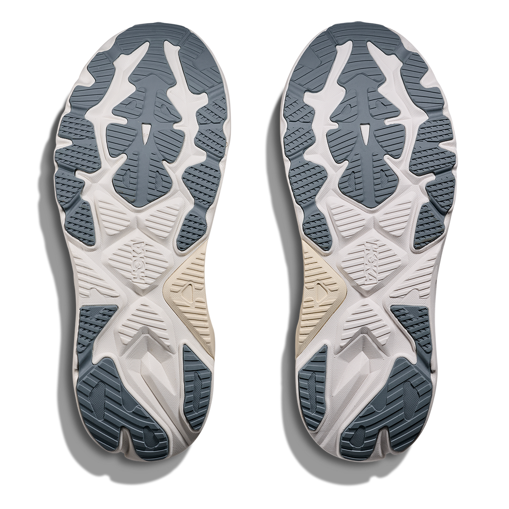 Hoka Arahi 8