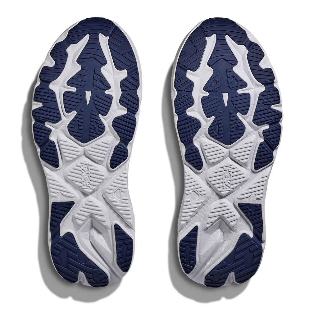 Hoka Arahi 8