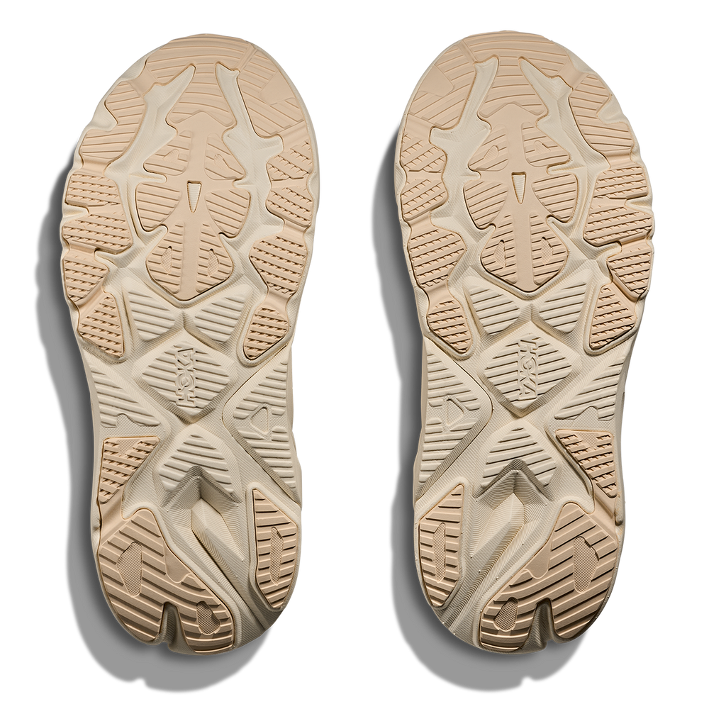 Hoka Arahi 8