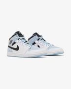 NIKE AIR JORDAN1 MID SE WHITE ICE BLUE 2023