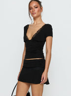 Amia Lace Mini Skirt Black