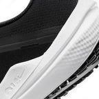 Nike Air Winflo 10 'Black White Black'
