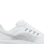 Nike Air Zoom Pegasus 39 'White Grey Fog' (2022)