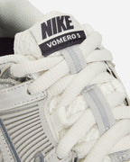 Women's Zoom Vomero 5 Sneakers Photon Dust / Metallic Silver