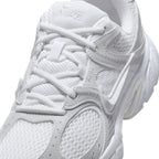 Nike V5 RNR 'White Metallic Silver' (2025)