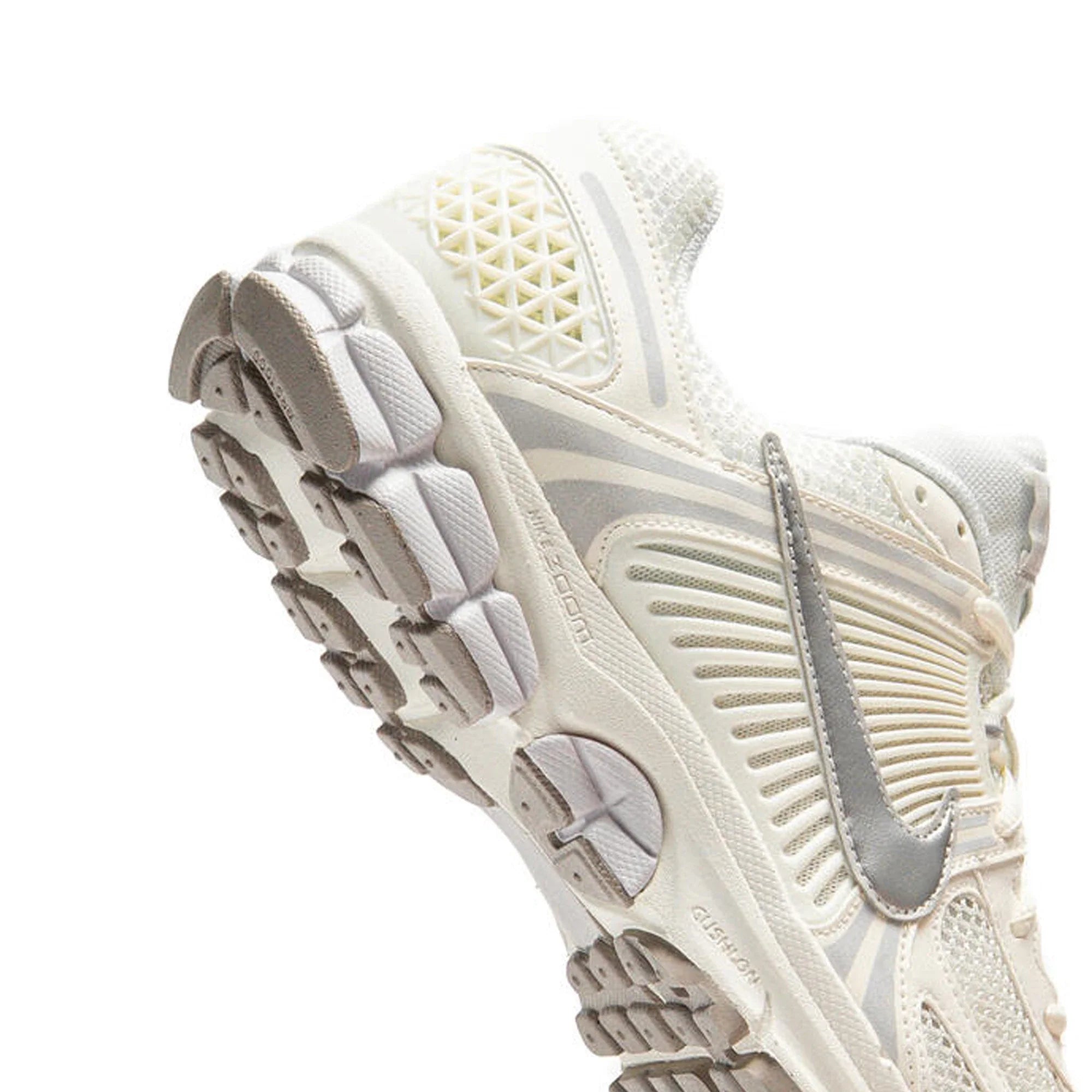 Nike Zoom Vomero 5 'Sail Vast Grey Metallic Silver'